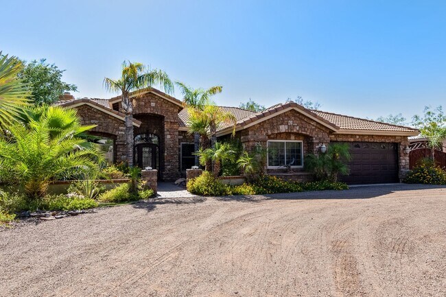 28432 N 44th St in Cave Creek, AZ - Building Photo - Building Photo