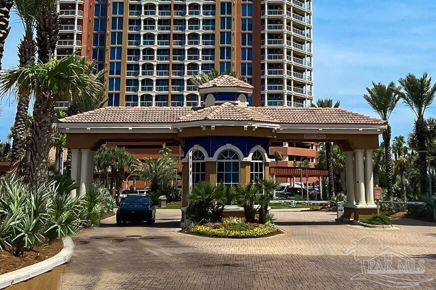 5 Portofino Dr in Pensacola Beach, FL - Foto de edificio