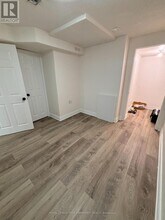 36 Umbria Crescent in Vaughan, ON - Building Photo - Building Photo