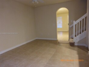 17029 SW 94th Terrace in Miami, FL - Building Photo - Building Photo