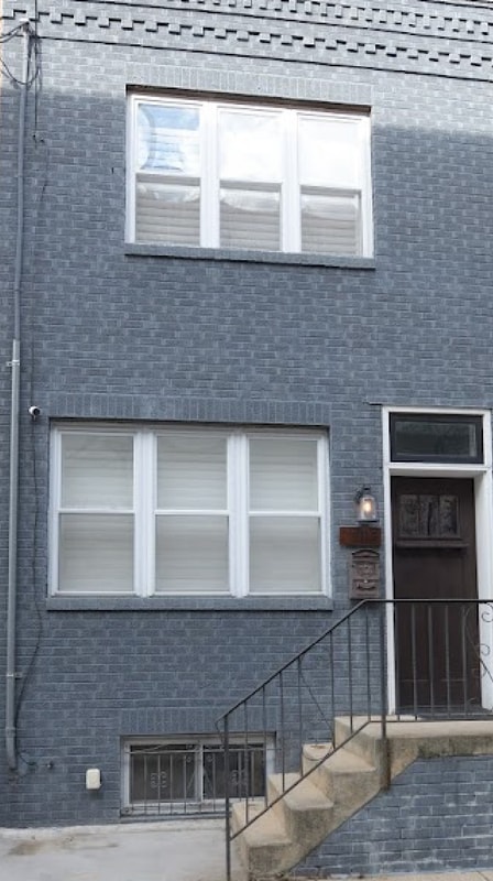 property at 905 Watkins St