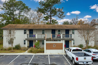 The Edge on Noisette Creek Apartments in North Charleston, SC - Building Photo - Building Photo