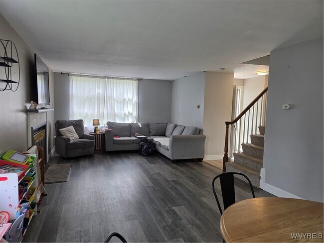 869 Hillside Dr in Lewiston, NY - Building Photo - Building Photo