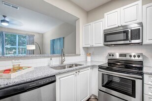 Elevation 3505 Apartments & Townhomes in Atlanta, GA - Building Photo