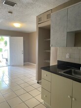 4140 SW 18th St-Unit -2 in Fort Lauderdale, FL - Building Photo - Building Photo
