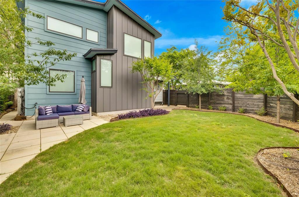 1311 Justin Ln in Austin, TX - Building Photo