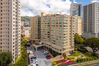 One Kalakaua in Honolulu, HI - Foto de edificio - Building Photo