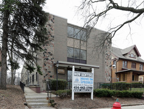 Marian Terrace Apartments in Milwaukee, WI - Building Photo - Building Photo