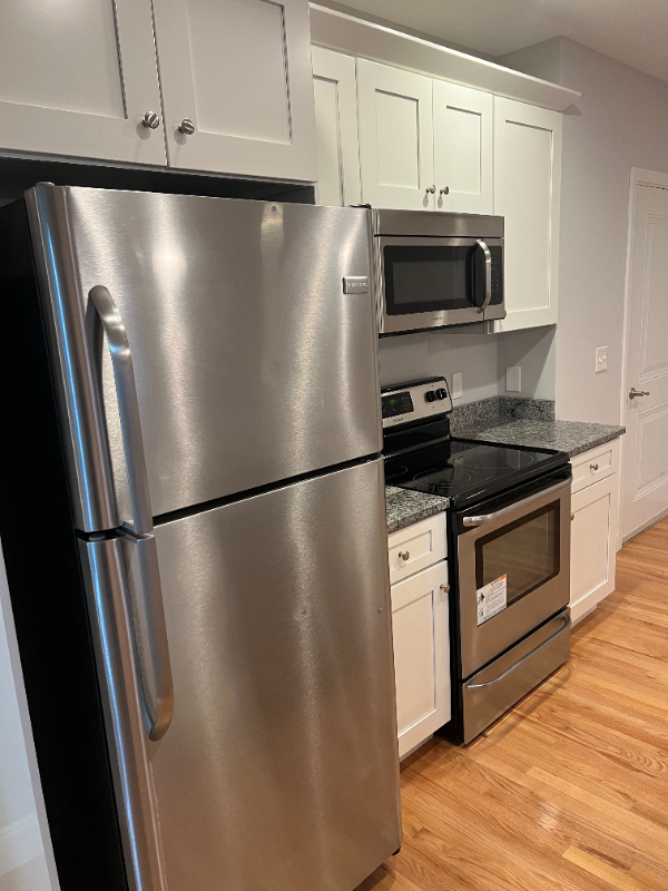 50 Sheffield Dr in Dover, NH - Building Photo - Building Photo