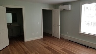 462 Main St in Amherst, MA - Building Photo - Building Photo