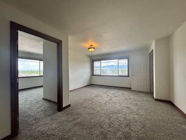 property at 529 W River Rd