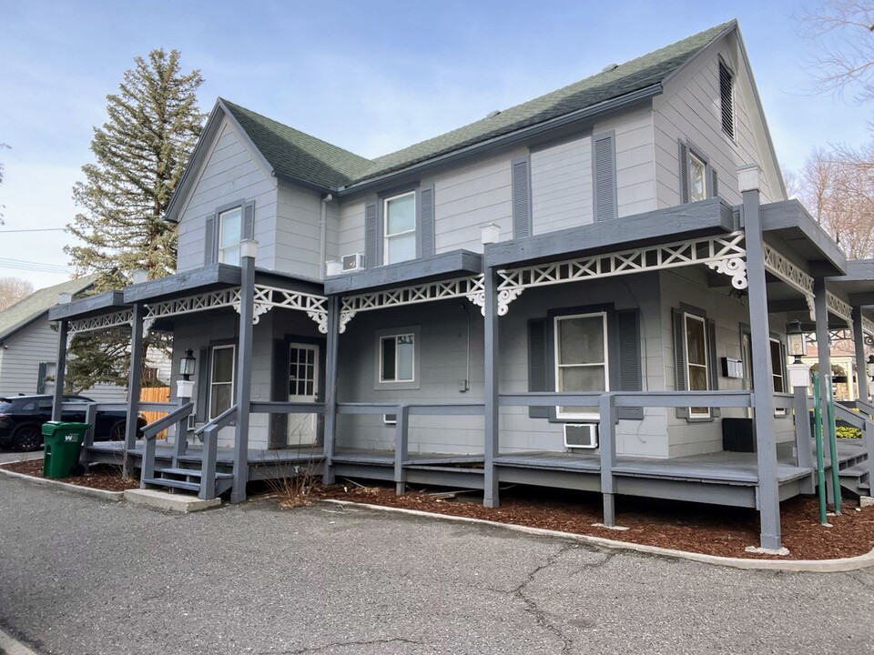 520 S Curry St in Carson City, NV - Building Photo