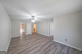 703 Stonehaven Cir in Cartersville, GA - Building Photo - Building Photo