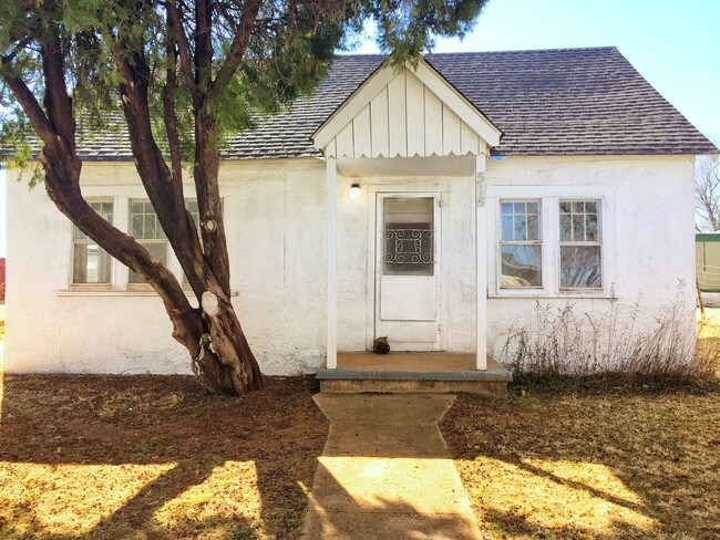 property at 518 W 2nd St