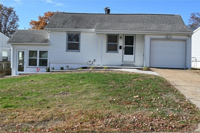 9510 Lydell Dr in Affton, MO - Building Photo - Building Photo