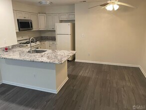181 Blew Ct in East Brunswick, NJ - Building Photo - Building Photo