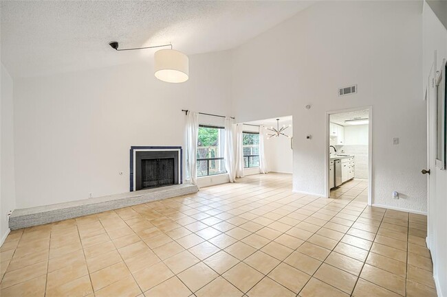 6810 Thorncliffe Dr in Austin, TX - Building Photo - Building Photo