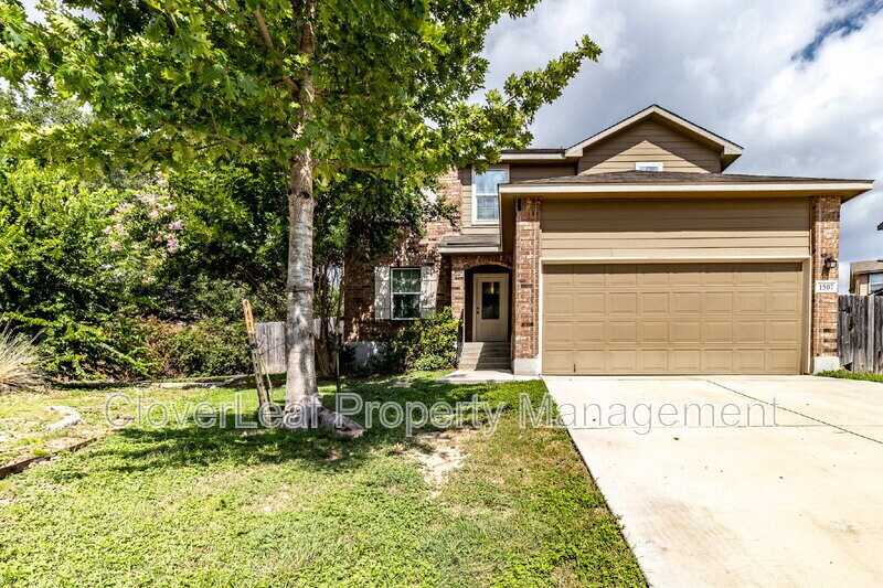 1507 Mourning Dove in San Antonio, TX - Building Photo