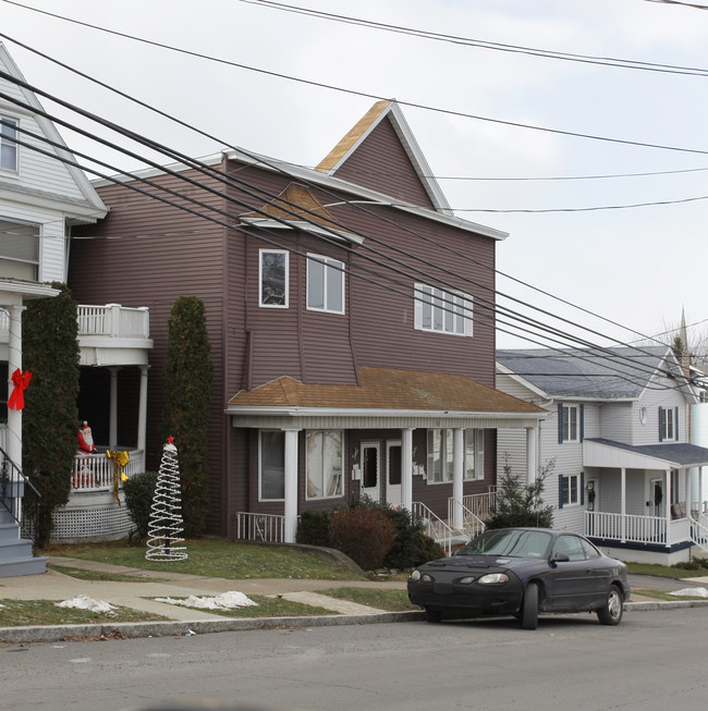 618 River St in Scranton, PA - Foto de edificio - Building Photo