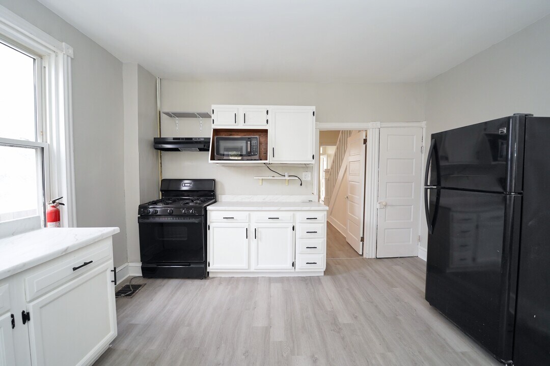 407 S Claymont St in Wilmington, DE - Building Photo