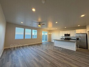 1020 S 4380 W in Hurricane, UT - Building Photo - Building Photo