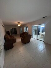4941 NW 55th St in Tamarac, FL - Building Photo - Building Photo