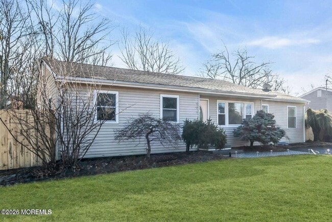 905 Harrison Rd in Toms River, NJ - Building Photo - Building Photo