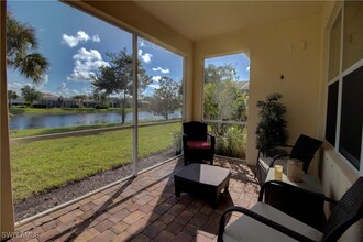 8615 Palermo Ct in Naples, FL - Foto de edificio - Building Photo