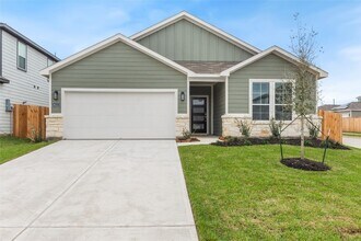 30223 Fledged Wing Dr in Waller, TX - Building Photo - Building Photo