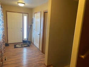 1302 Westport Beach Way in West Fargo, ND - Foto de edificio - Building Photo