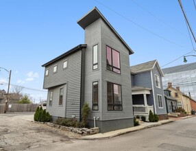 567 Lathrop St in Columbus, OH - Building Photo - Building Photo