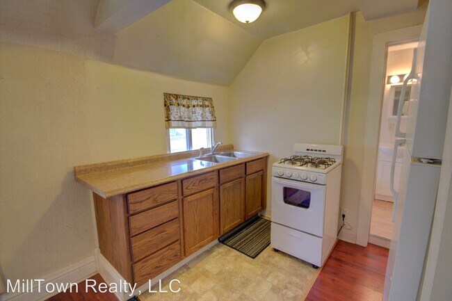 150 12th St in Silvis, IL - Building Photo - Building Photo