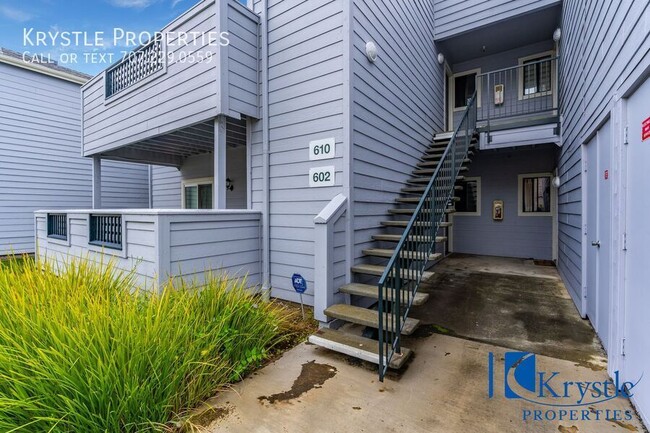 1201 Glen Cove Pkwy in Vallejo, CA - Building Photo - Building Photo