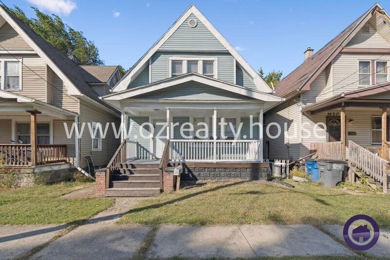 1624 Macomber St in Toledo, OH - Building Photo