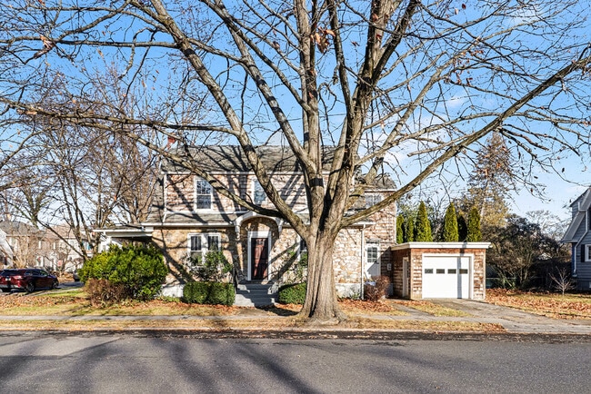 property at 41 S 27th St