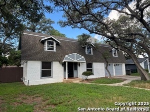 property at 3550 Red Oak Ln