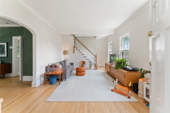 105 James St in Hastings On Hudson, NY - Building Photo - Building Photo