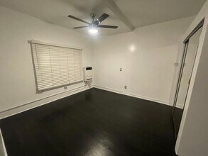 Pinnacle Apex Holdings LLC-1827 W SUNSET in Los Angeles, CA - Building Photo - Interior Photo