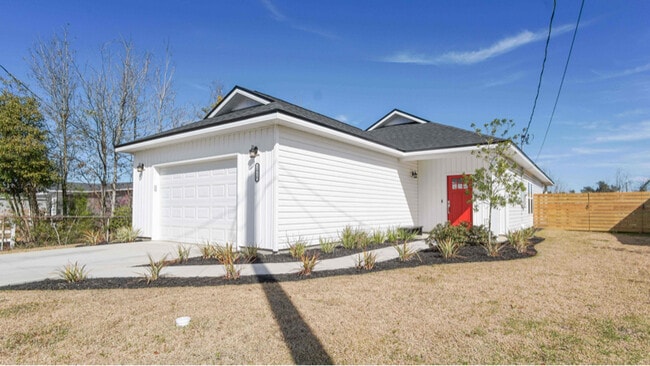 2910 Clearview Ave in Panama City, FL - Foto de edificio - Building Photo