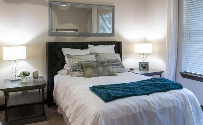 1 Waterway Ave in The Woodlands, TX - Building Photo - Building Photo
