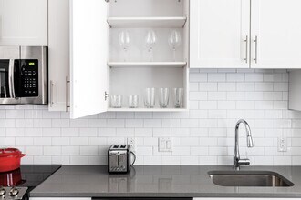 449 Canal St in Somerville, MA - Foto de edificio - Building Photo