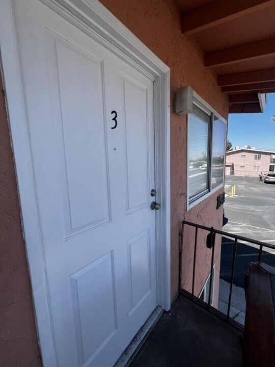 1541 N 23rd St in Las Vegas, NV - Building Photo