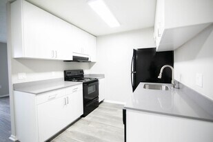 Palmview Cove Apartments