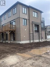39 Hine Rd in Brantford, ON - Building Photo - Building Photo