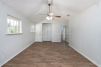 6780 Dickens Ferry Rd in Mobile, AL - Foto de edificio - Building Photo