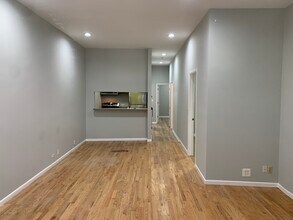 1707 W Roscoe St in Chicago, IL - Building Photo - Building Photo