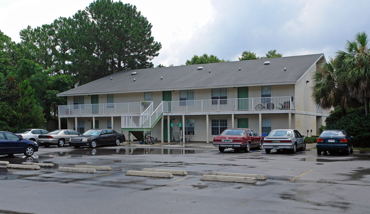 Allison Way Apartments in Panama City Beach, FL - Foto de edificio