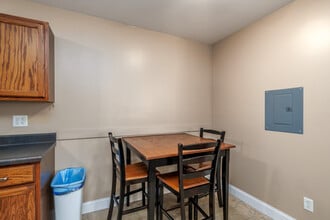 Cornerstone Suites - 50-52 Tompkins St in Cortland, NY - Building Photo - Interior Photo