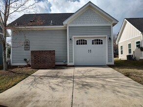 3565 Esplanade Way in Tallahassee, FL - Building Photo - Building Photo
