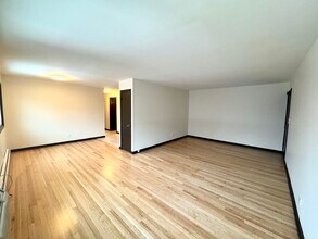 424 Elgin Ave in Forest Park, IL - Foto de edificio - Building Photo